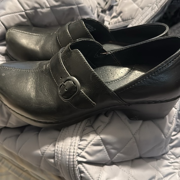 Dansko clogs bundle used very little - Picture 2 of 8